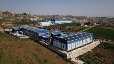 من نحن
